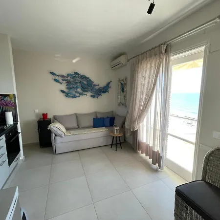 アパート Sea View In Corfu グリファダ
